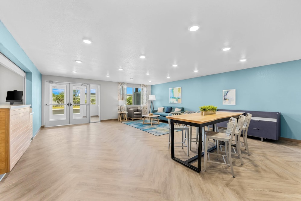 WoodSpring Suites Oak Ridge Knoxville