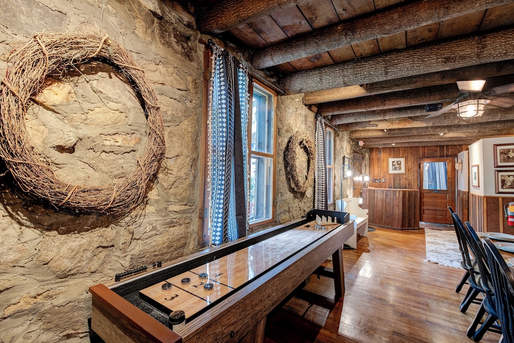 Wildrest Hotel