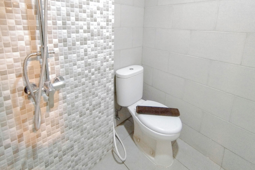 Comfortable Studio Direct Access to Mall at Anderson Supermall Mansion Apartment