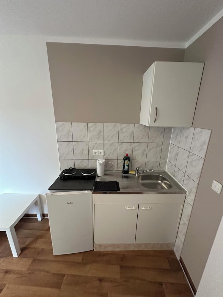 2-Rent Group Hostel Apartments HAN53