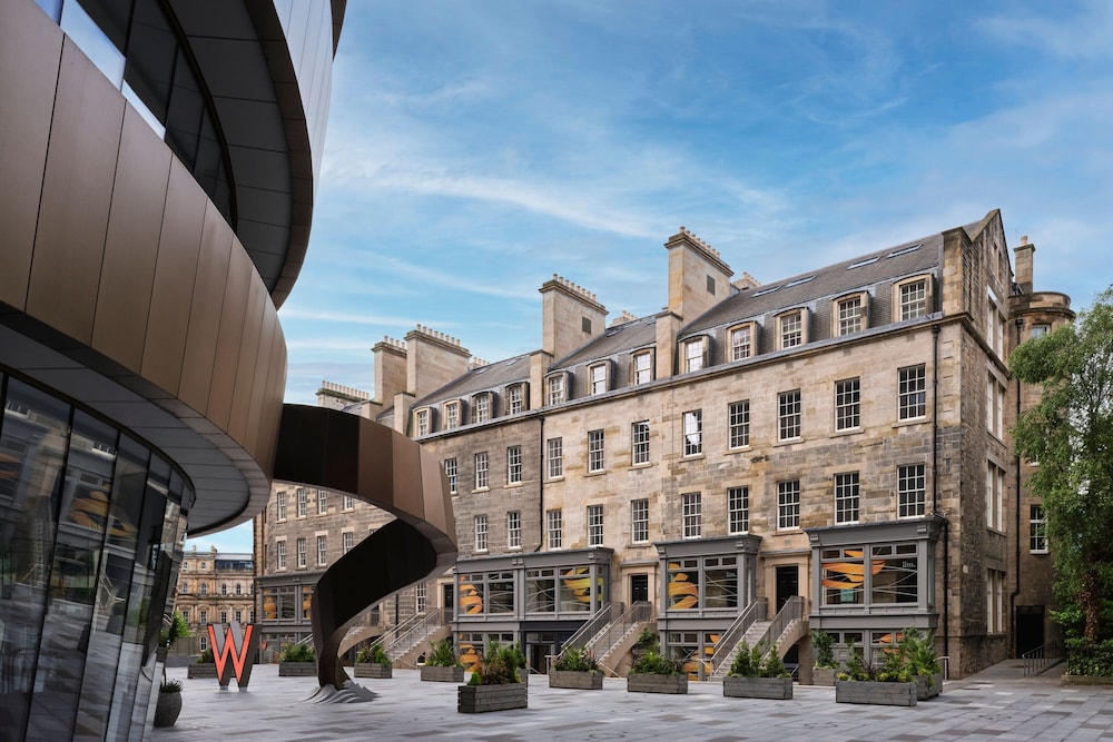 W Edinburgh 100