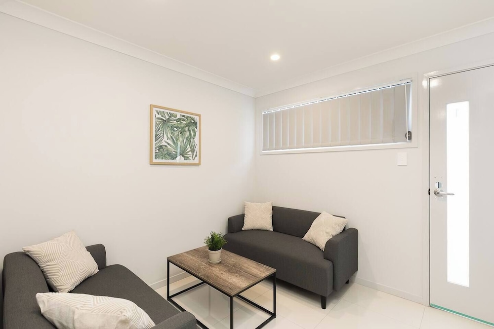 Smart Suites Self Check-in Apartments - 14 Freney