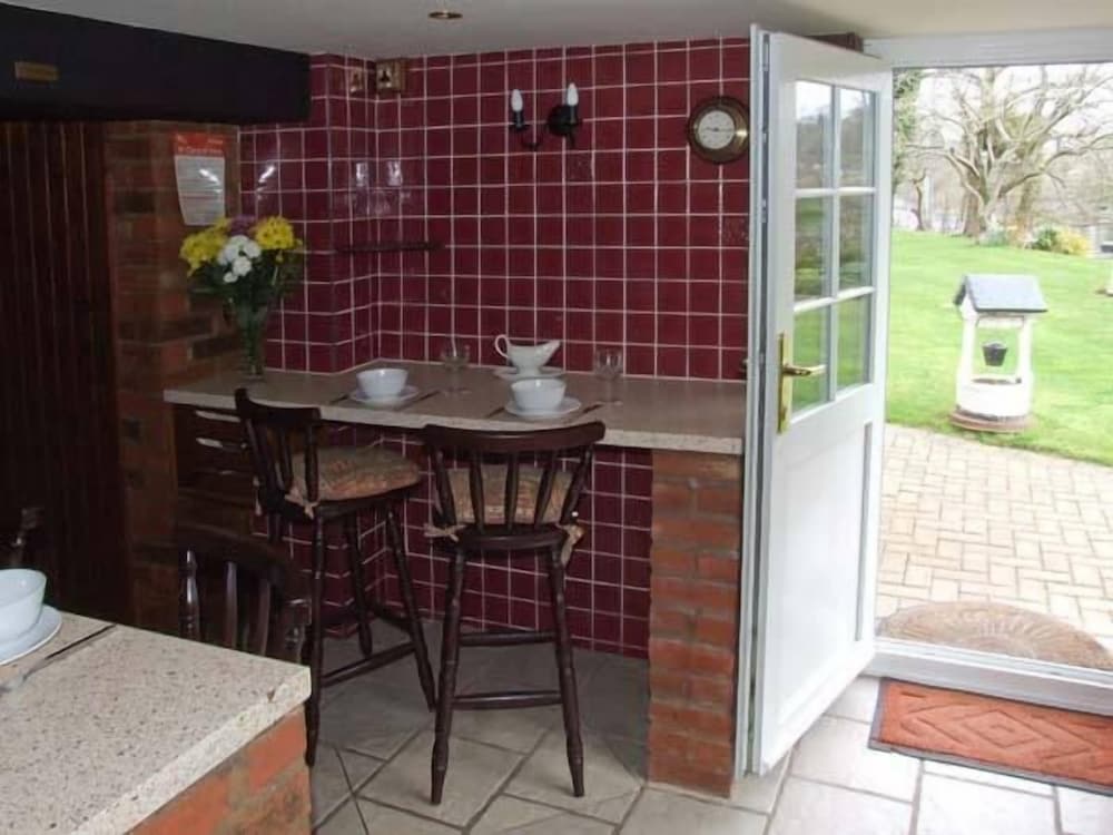 Severn Bank Lodge view 5