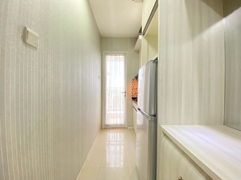Nice View 1Br At Apartment Parahyangan Residence Bandung view 2