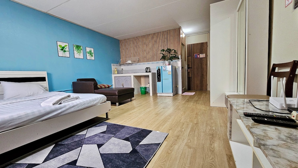 IMPACT Muang Thong Thani,daily rental room, Muang Thong Popular Condo C5
