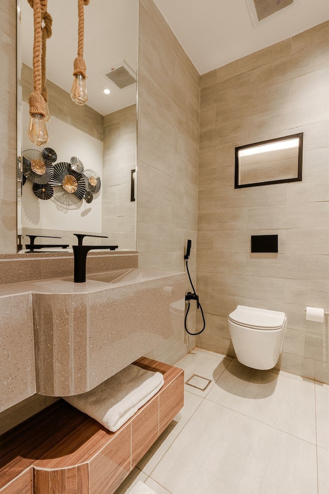 Two Bedroom Luxury Flat in Al-narjis