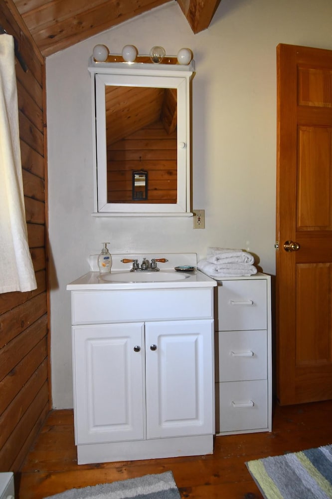 Whispering Hills - Couples Getaway - Property Image 24
