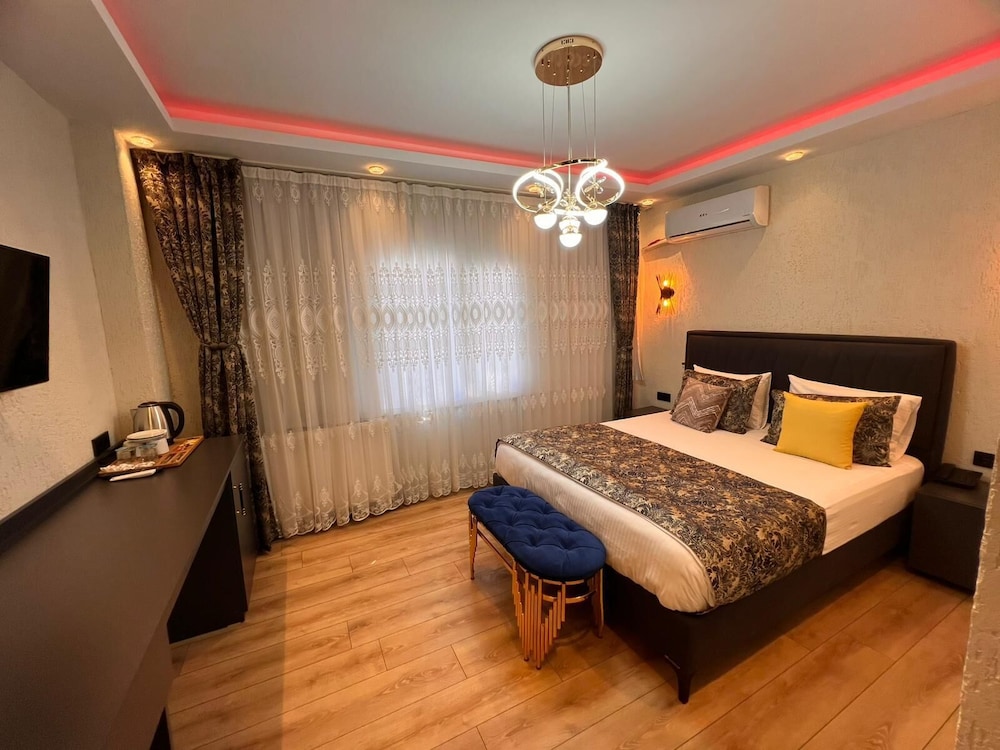FEYCEM SUİTES HOTEL
