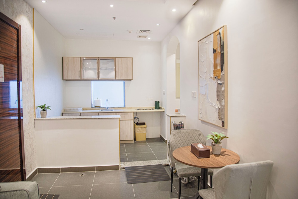 indigo apartments