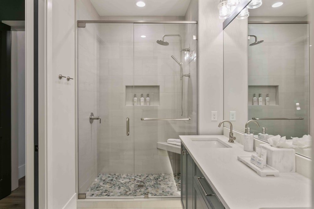 11981 N Gemini Way Skyridge 5br Home With Hot Tub 5 Bedroom Home