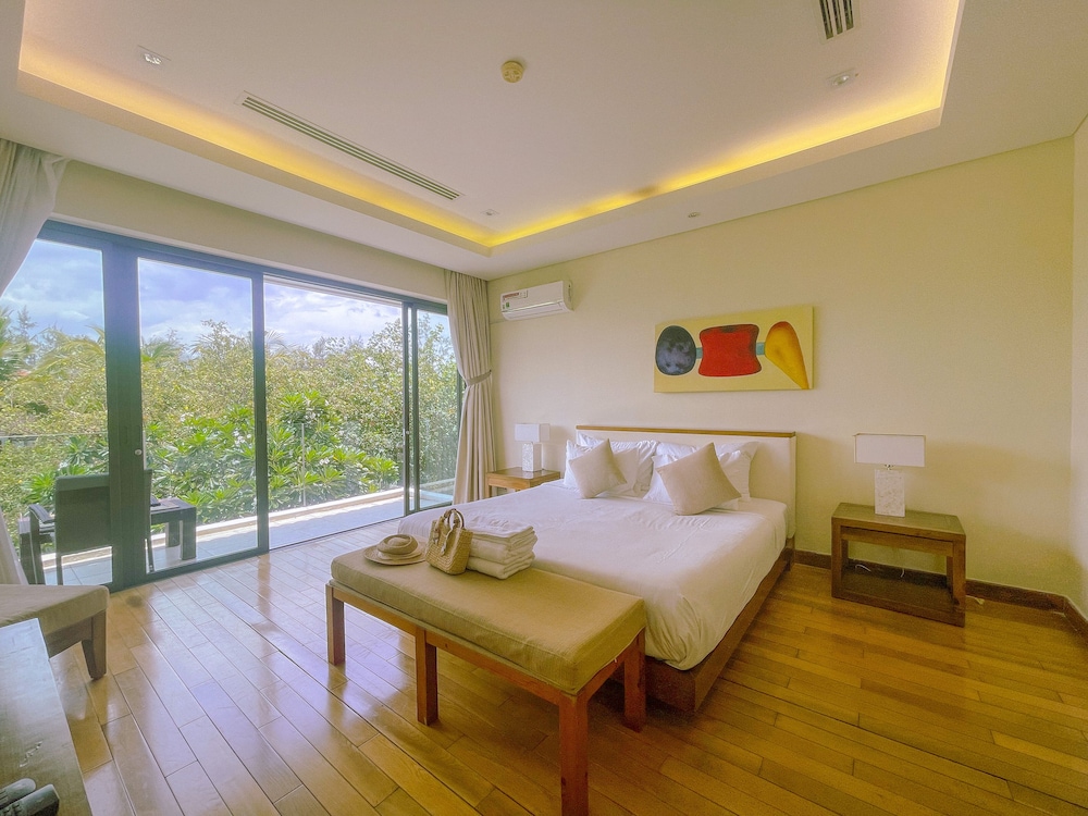 Ocean Villas Beach Resort