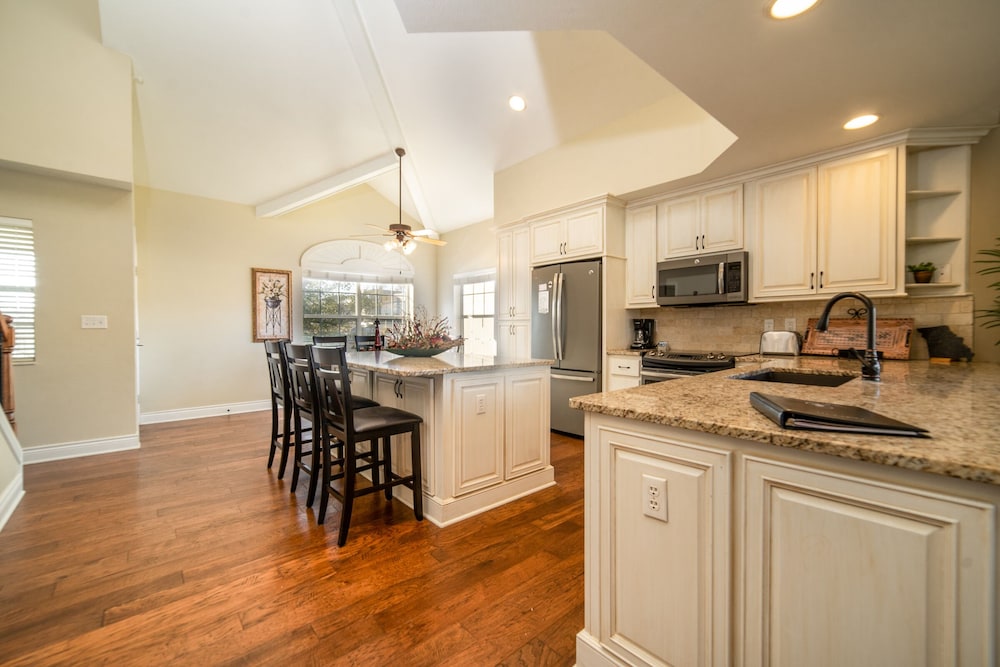 Legacy at Thousand Hills view 5