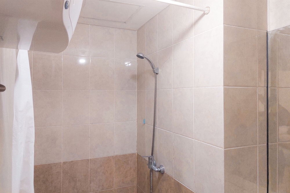 Nice and Comfy 2BR Apartment At Silkwood Residence
