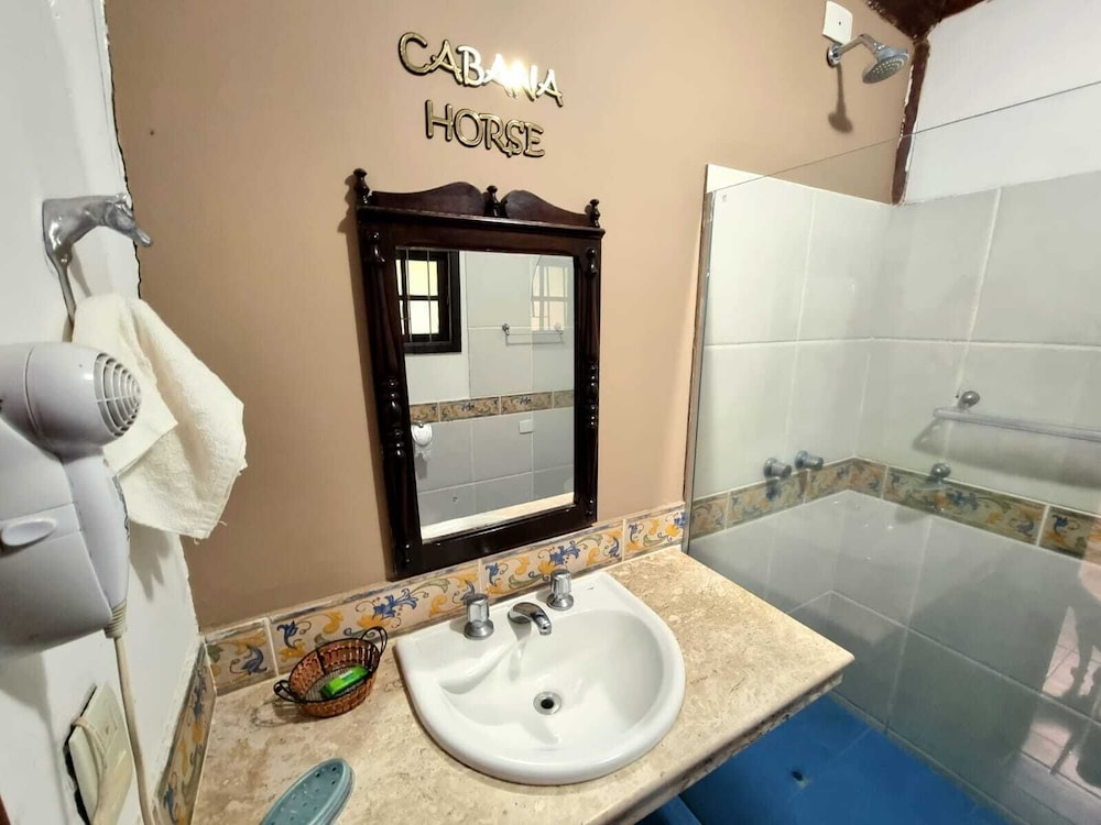 Cabana Espada de São Jorge