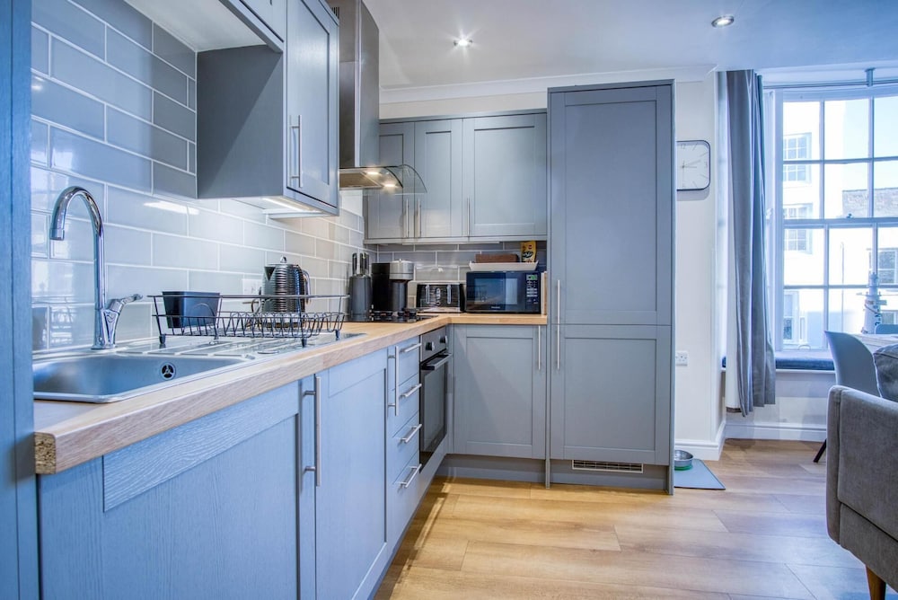 Skokholm Apartment - 3 Bedroom Apartment - Tenby