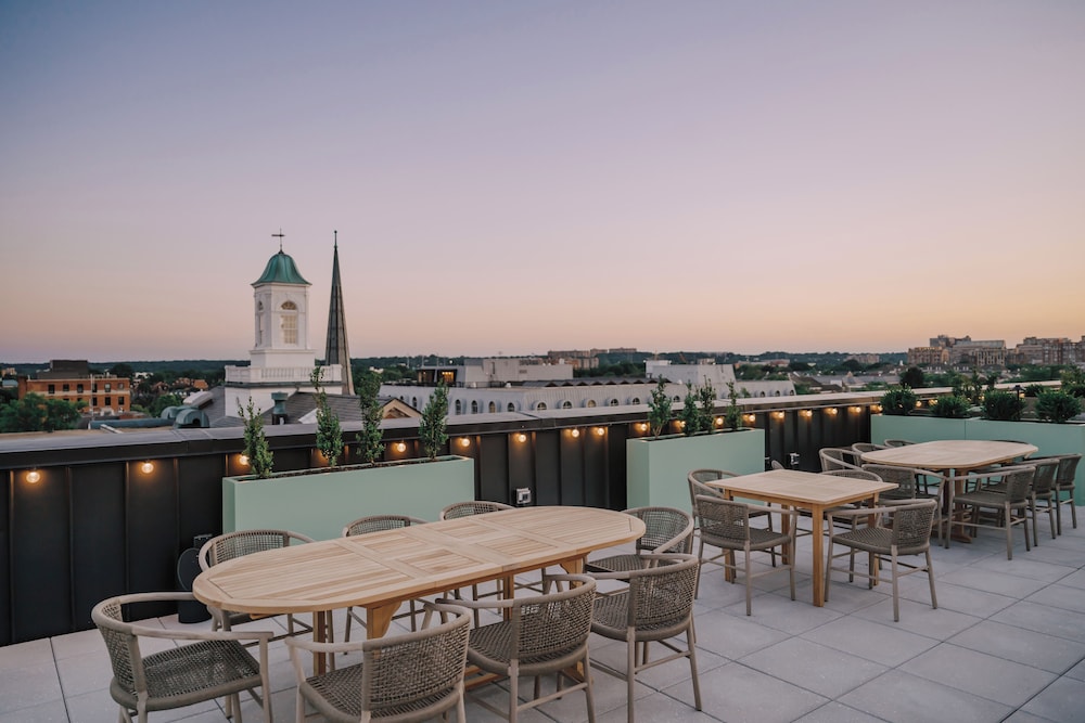 Hotel Heron Old Town Alexandria - Property Image 45