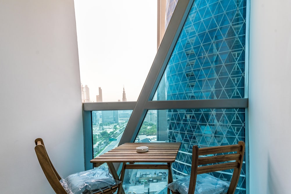 Lux BnB Park Towers DIFC