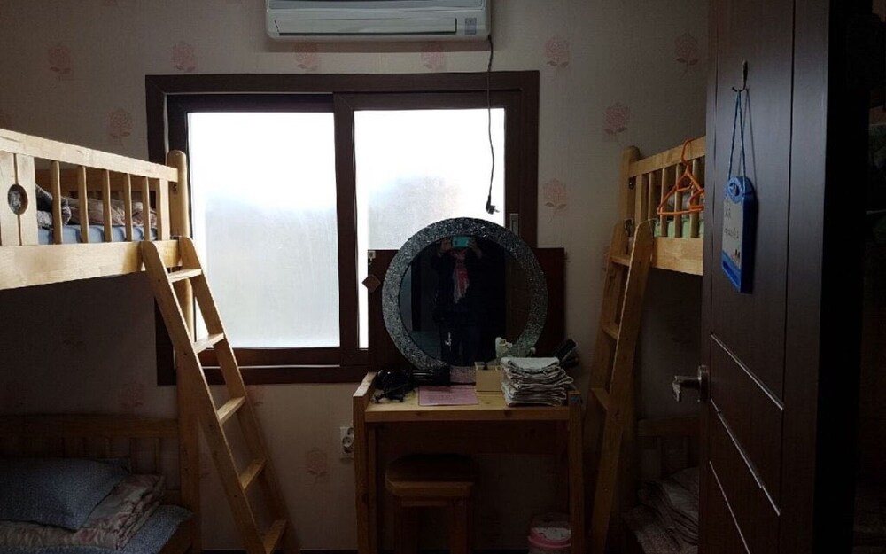 Jeju Beyond Guest House and Book Cafe view 3