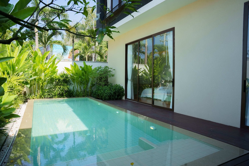 Tree O'clock Pool Villa - Phuket