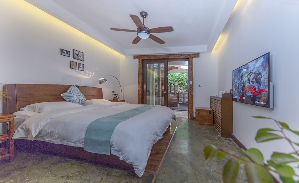 Pandora Vista Retreat
