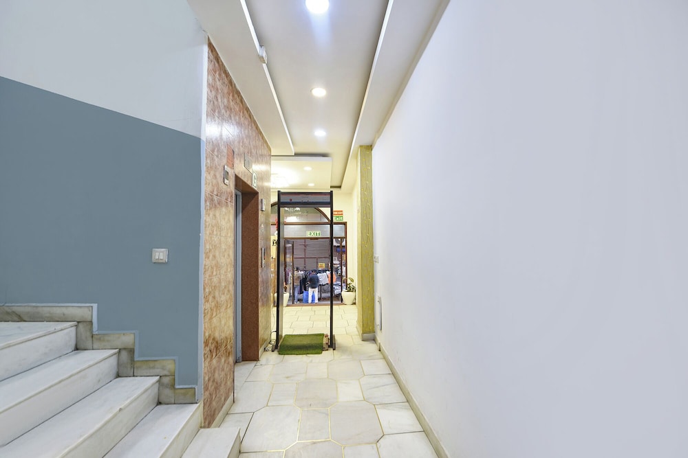 Fabhotel Delhi Darbar