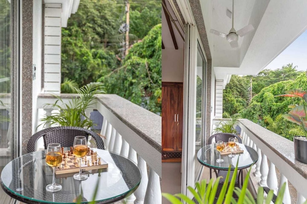 AquaVista Assagao Residency