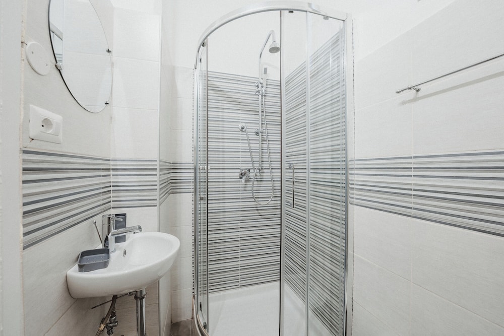 GUEST HOUSE MAZZINI 144