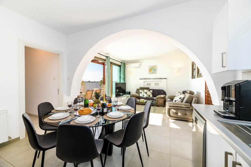 Kymma Seaview 24 in Ayia Napa