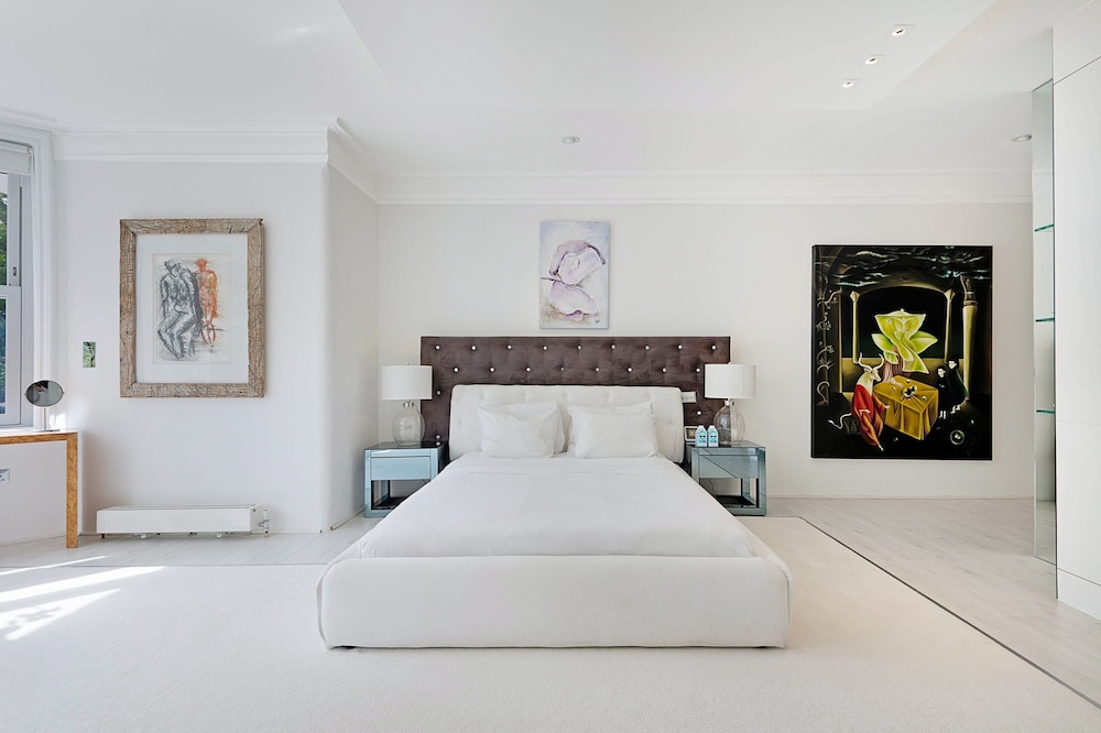The White Peace Garden 3 bed Hampstead - by Out of Office Lifestyle
