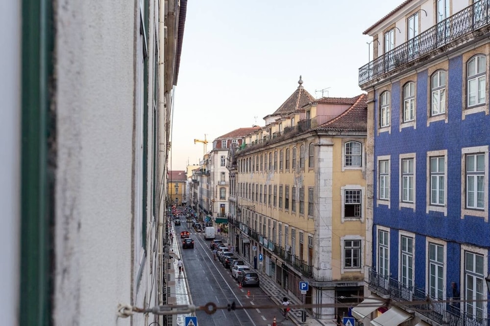 JOIVY Astonishing 1BR home in Baixa, 5mins to Santa Justa Lift