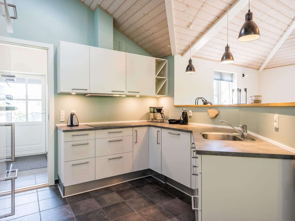 6 Person Holiday Home in Henne view 4