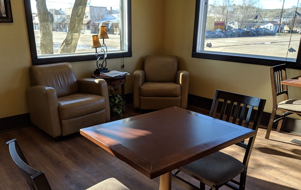 Sagebrush Inn and Suites