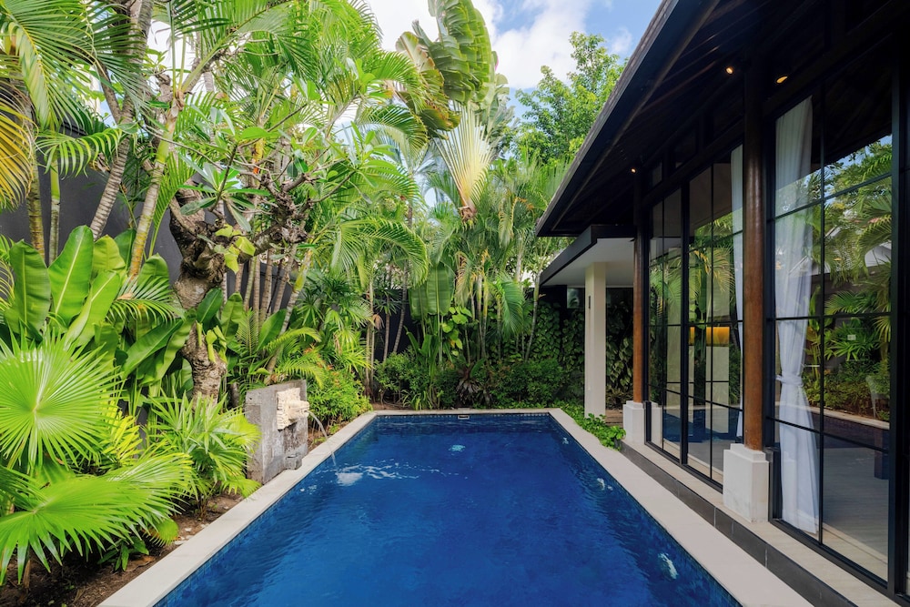 Villa Boholuma by Pertama Management
