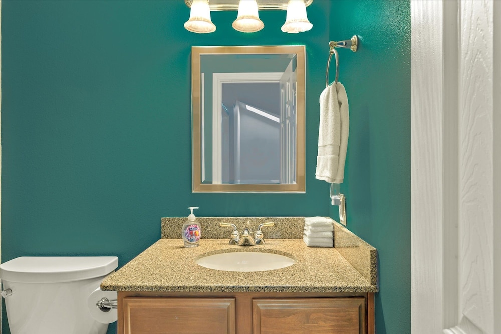 Mermaids Oasis 3 Bedroom Townhouse