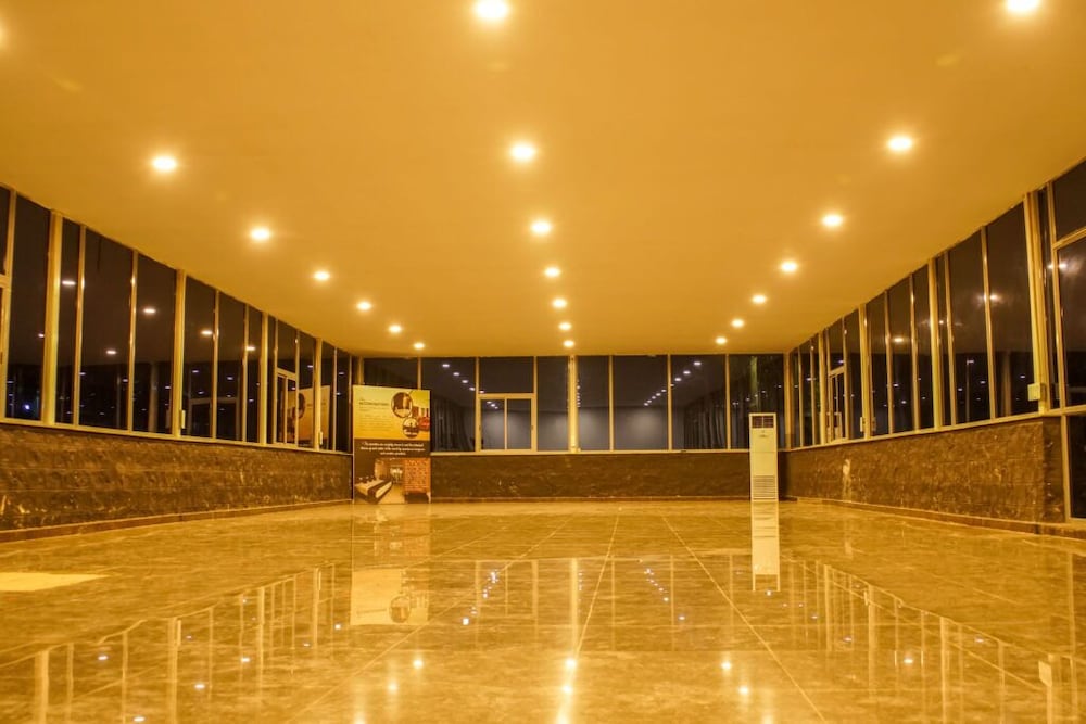 Meetings & Events
