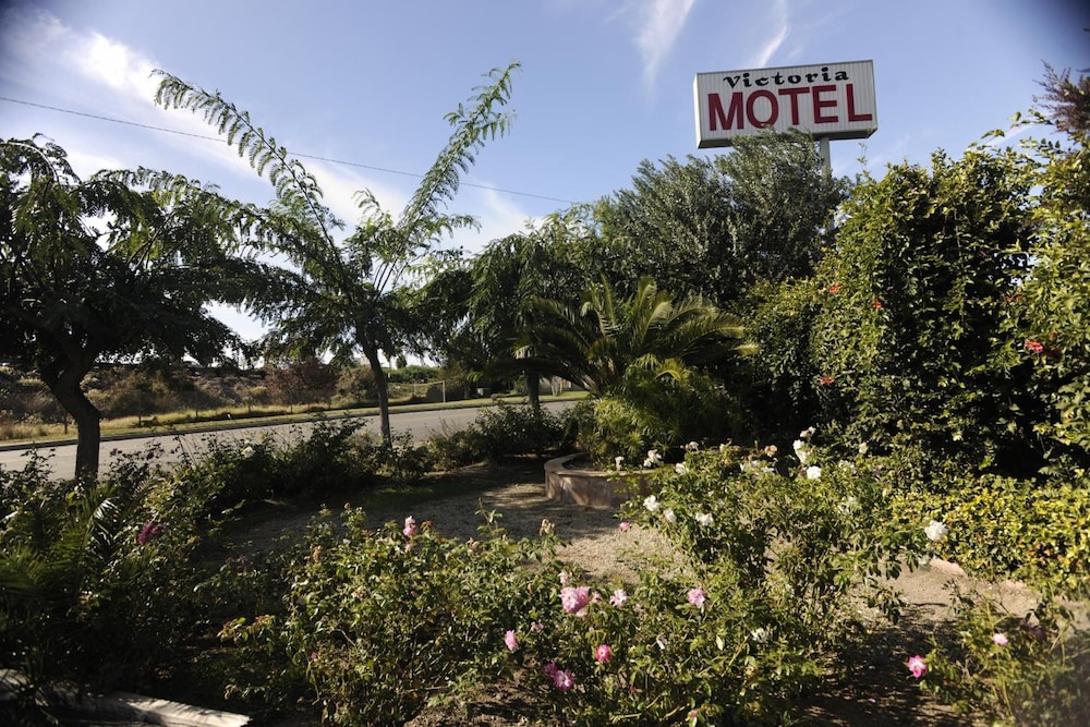 Ventura Vacations - Victoria Motel - Property Image 4