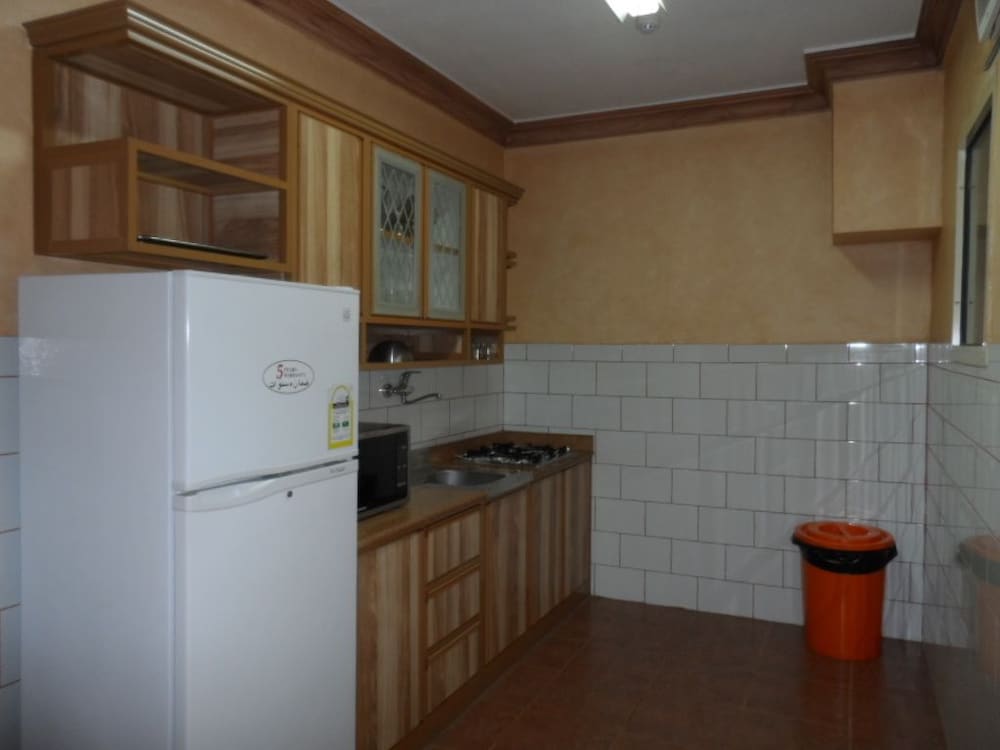 Aknan Al Morooj Furnished Units