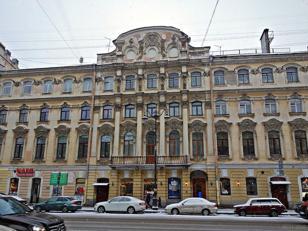 Apartments on Marata 14