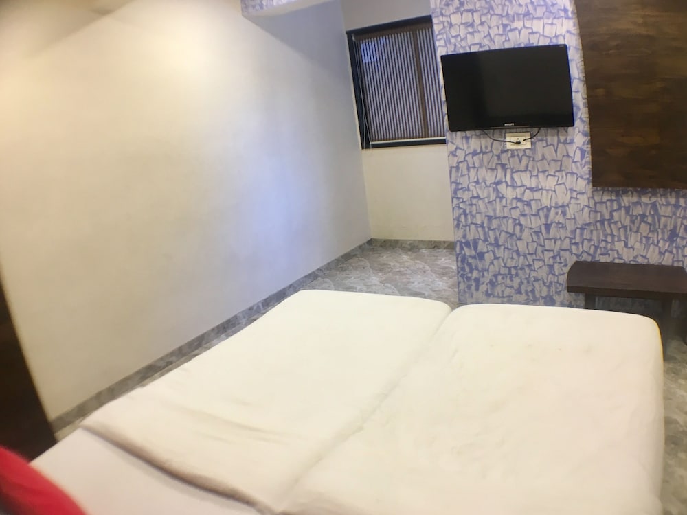 Hotel Shalimar photo 2