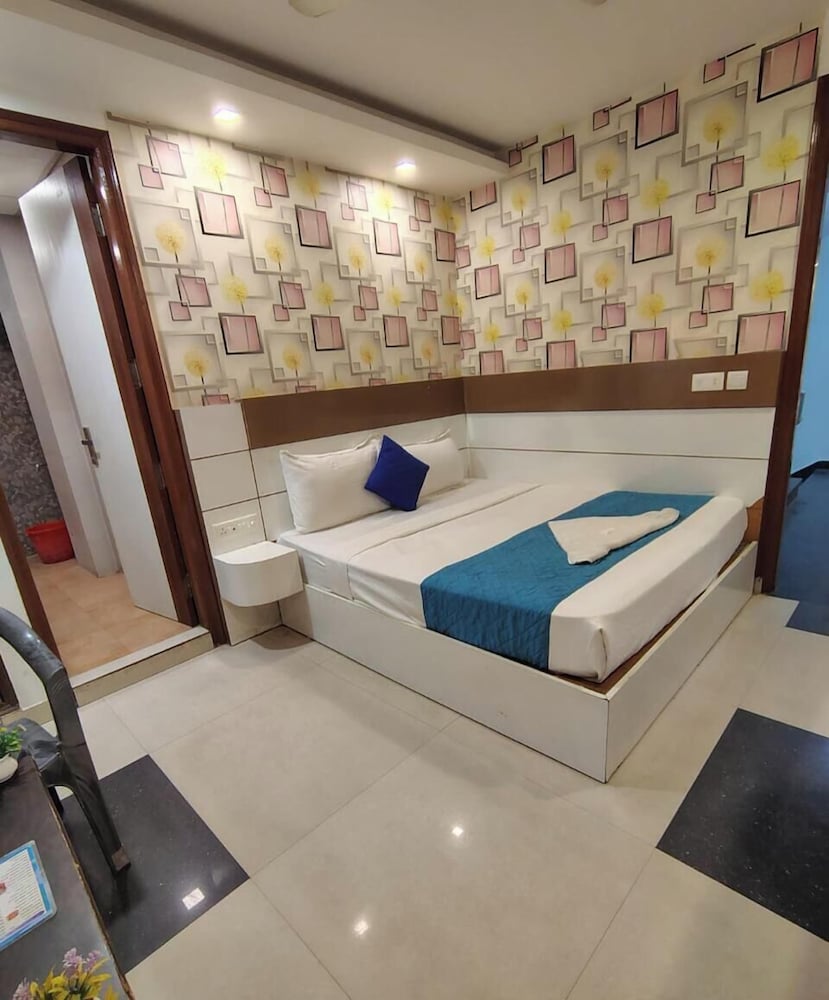 Hotel Arkwood Residency