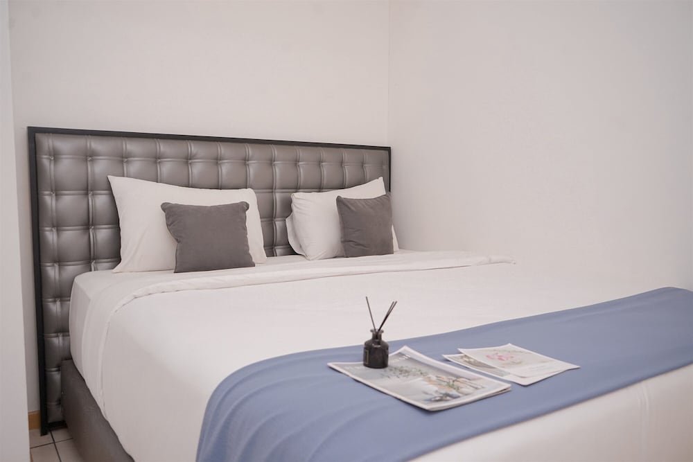 Spacious and Nice 3BR Apartment at M-Town Residence