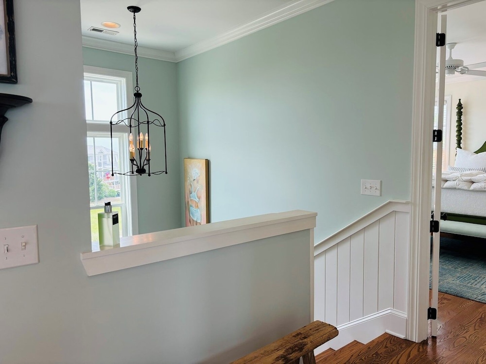 Gray Goose 5 Bedroom Home by RedAwning