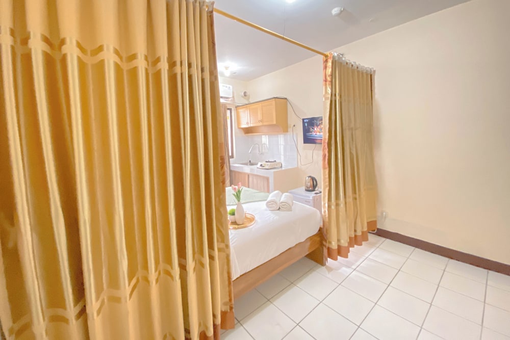 Comfy Studio at Gateway Ahmad Yani Cicadas Apartment