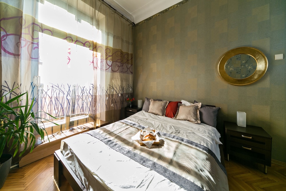 GM Apartment Serafimovicha 2-415
