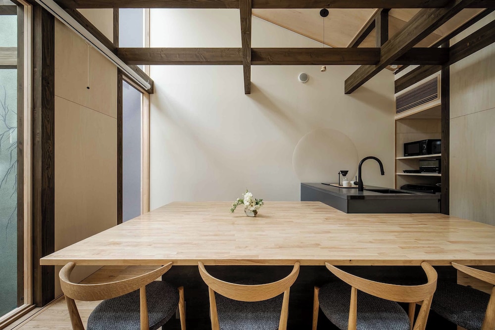 Hanasatomachi Machiya House