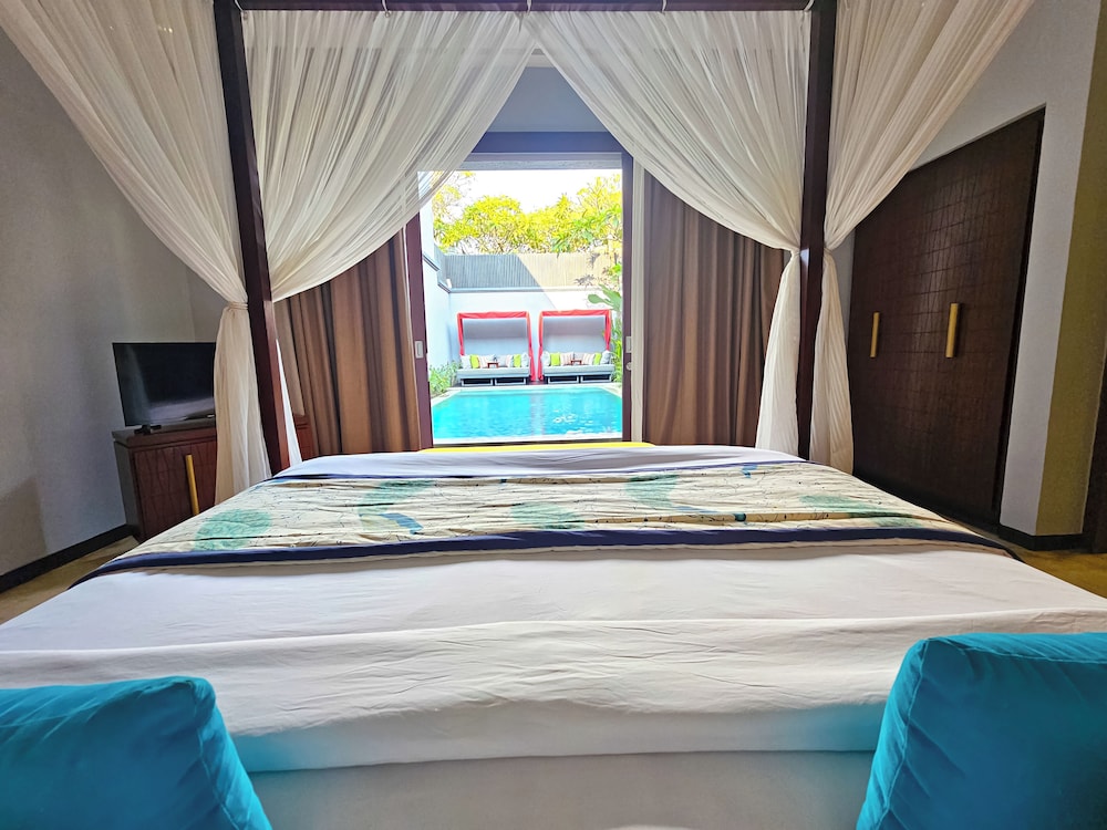 SEMINYAK ICON by Karaniya Experience