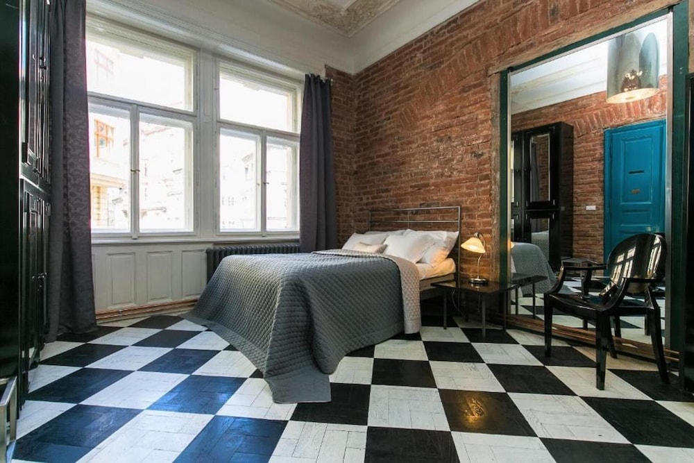 2 Bed Flat - Sleeps 3 - Wifi