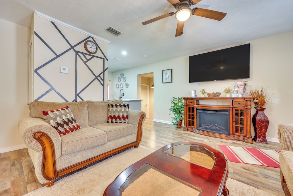 2 Mi to Dtwn: Home w/ Game Room in St Augustine!