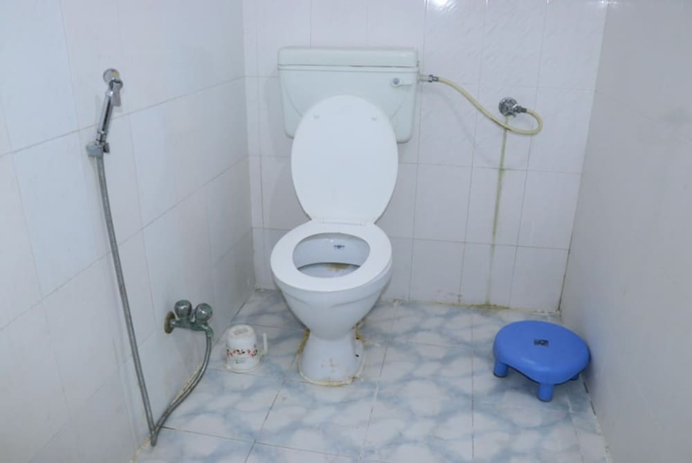 Goroomgo Diamond Plaza Rajgir view 4
