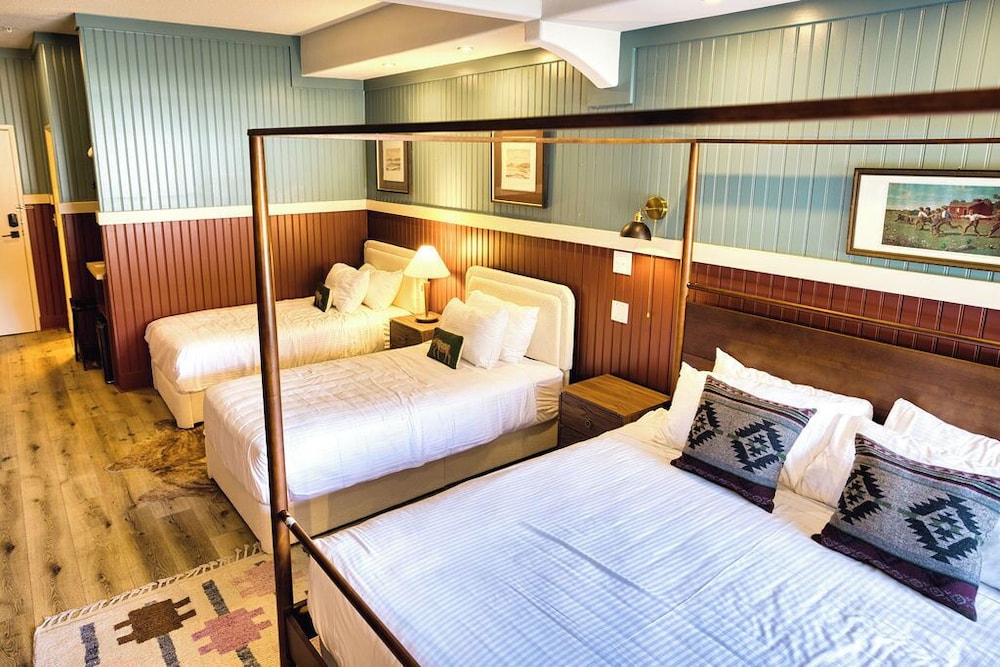 Hideaway Inn Mt.Sunapee